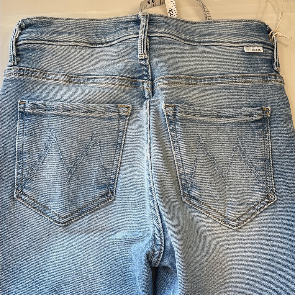 Mother The Insider Crop Step Fray Jeans – Limited Edition Wash, Size 24 (NWT) - Picture 10 of 13
